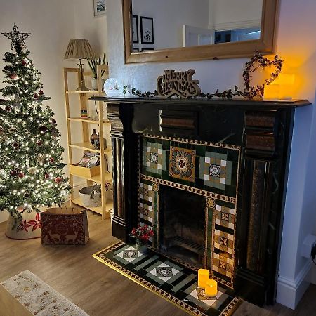 Eldon Row - Stylish Character Apartments - Central Location 1 & 2 Bed Available Dolgellau Extérieur photo